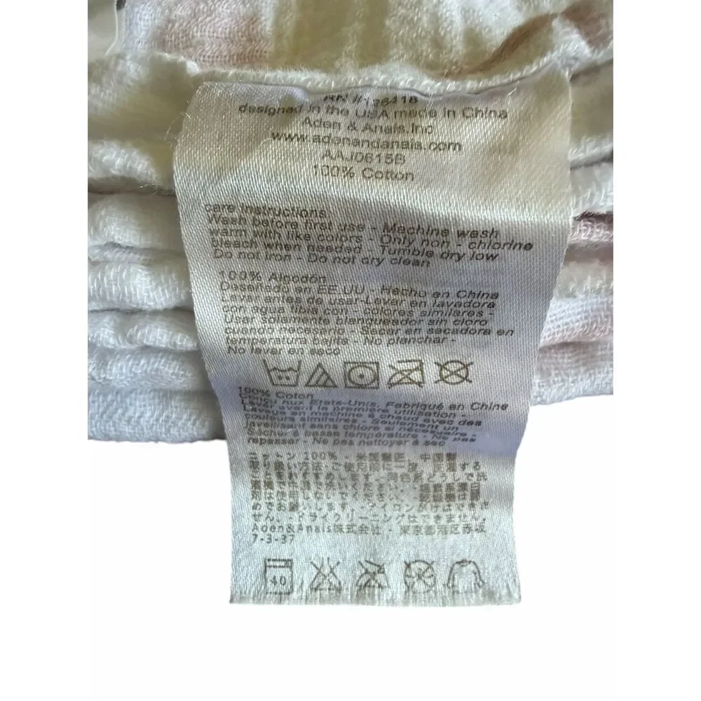 Aden & Anais 7 Blanket Swaddles and a small baby cuddle Pink White